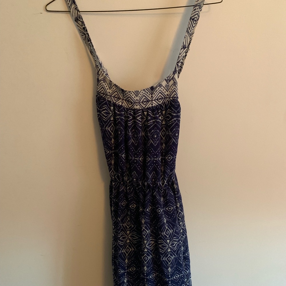 Criss cross back, summer dress